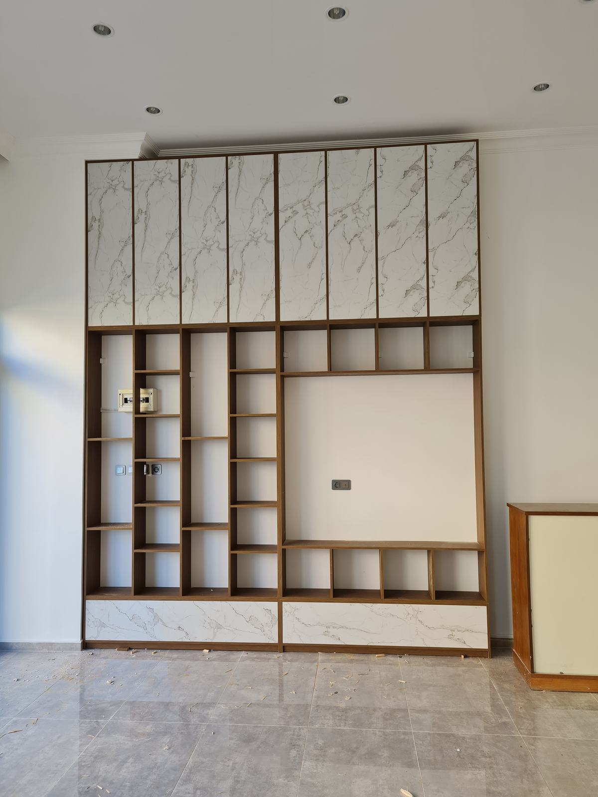 Multi-Shelf TV Unit