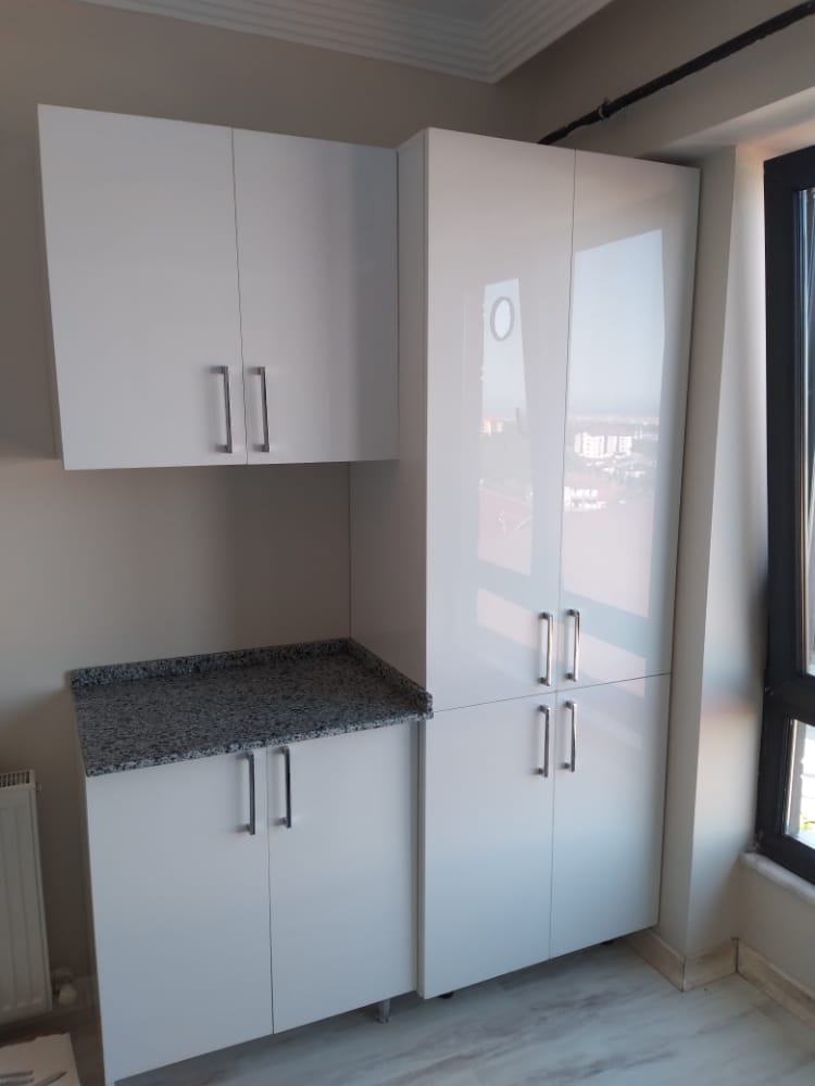 Simple Looking Corner