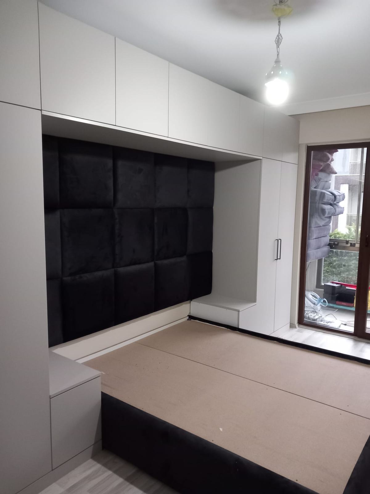 White Mirrored Bedroom Set