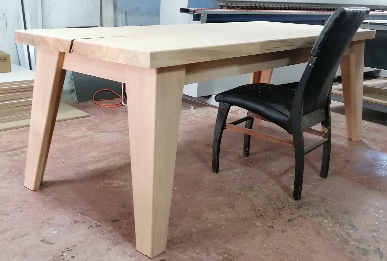 Single Work Desk